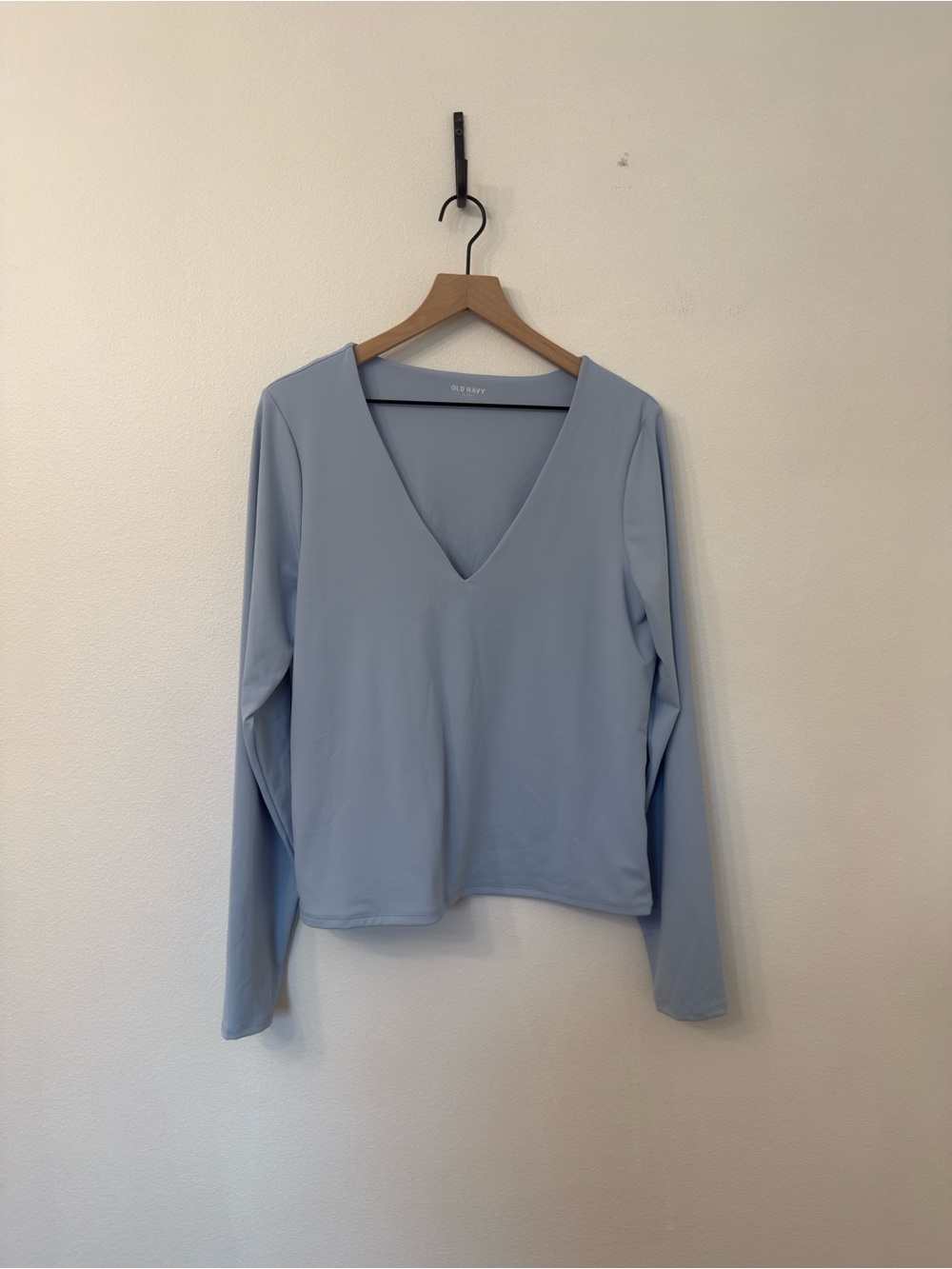 Old Navy Light Blue V-Neck Long Sleeve Top